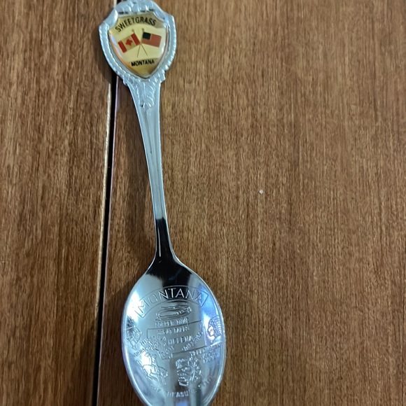 Souvenir spoons from Montana - Picture 2 of 4
